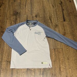 Howler Brothers Loggerhead Henley